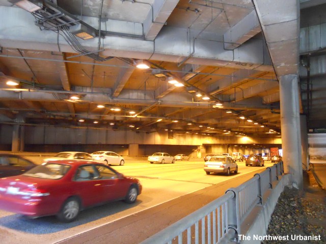 The bottom of Freeway Park. New lid sections would use similar construction.